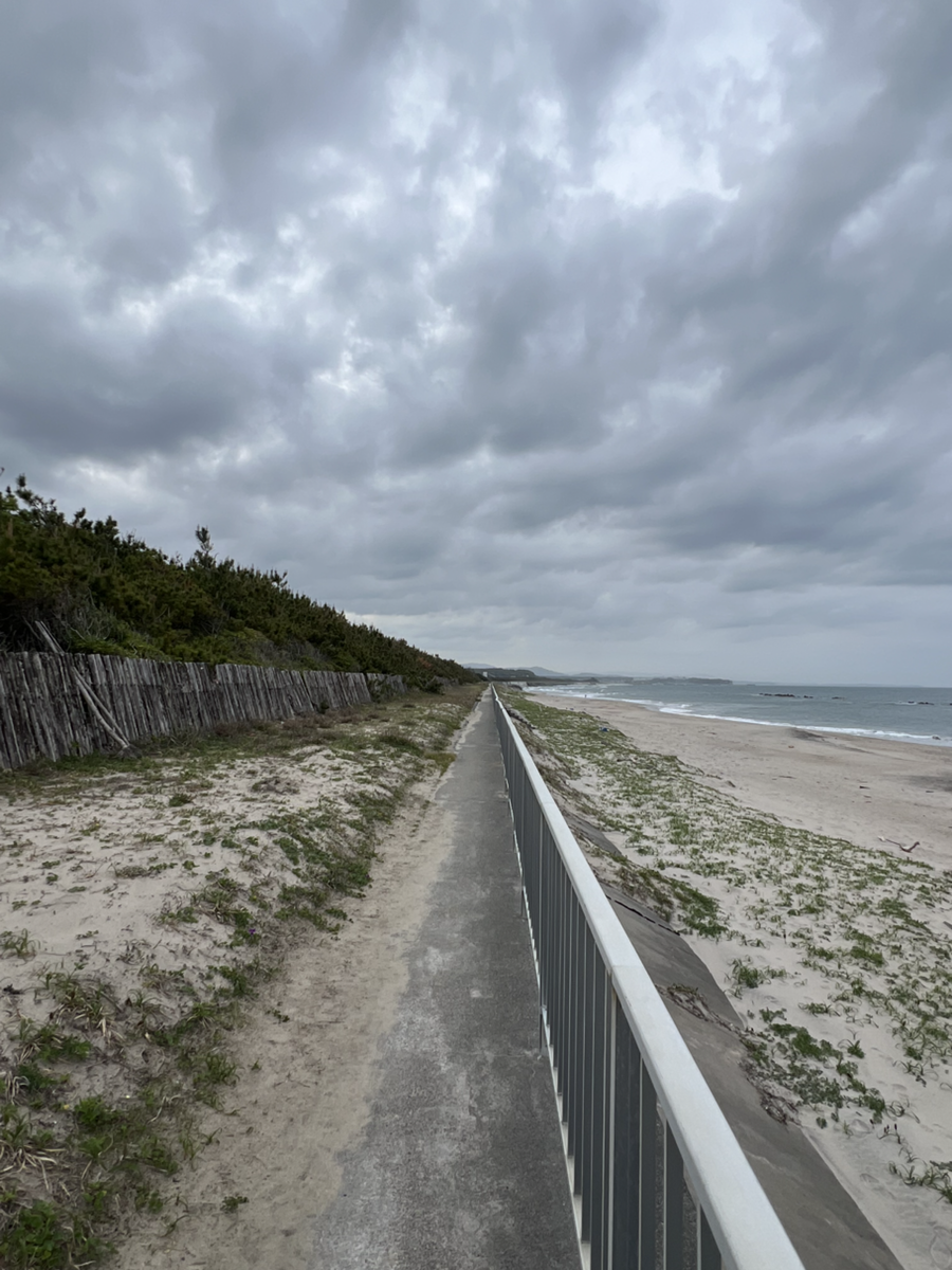 Ishihama beach walk